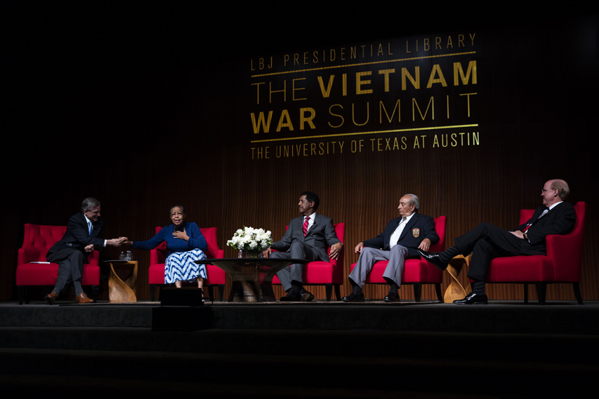LBJ Library photo by David Hume Kennerly